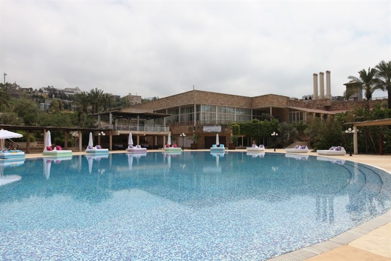 Ferrari Club Lebanon at Edde Sands